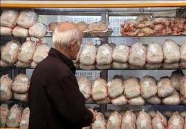 ساز ناکوک بازار مرغ کهگیلویه و بویراحمد؛ سود گرانی مرغ به جیب دلالان می‌رود